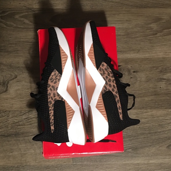 NWT puma running shoes - Picture 3 of 7